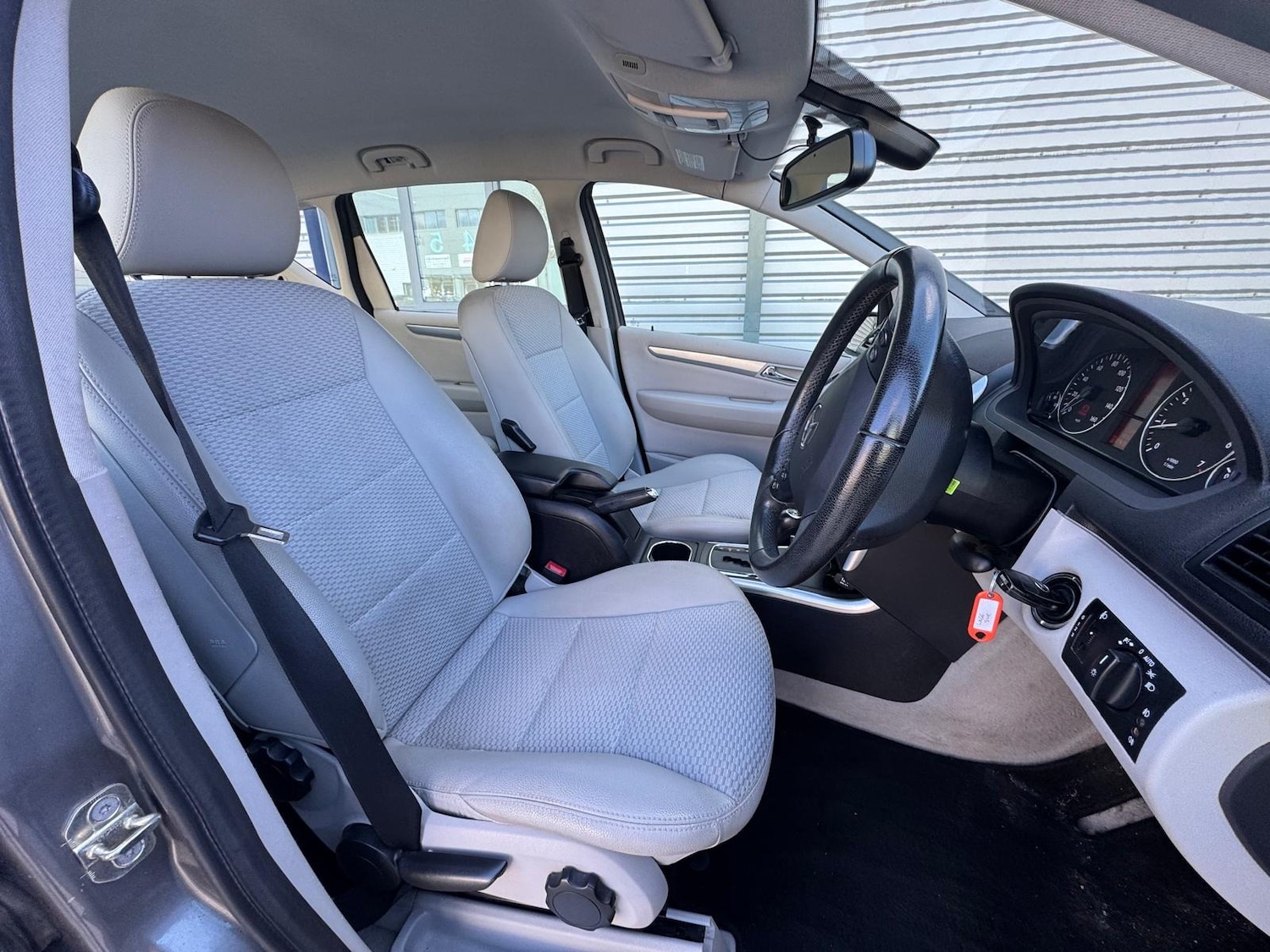 Used Mercedes-Benz A-Class 2010 for sale - 78070728: Photo 12