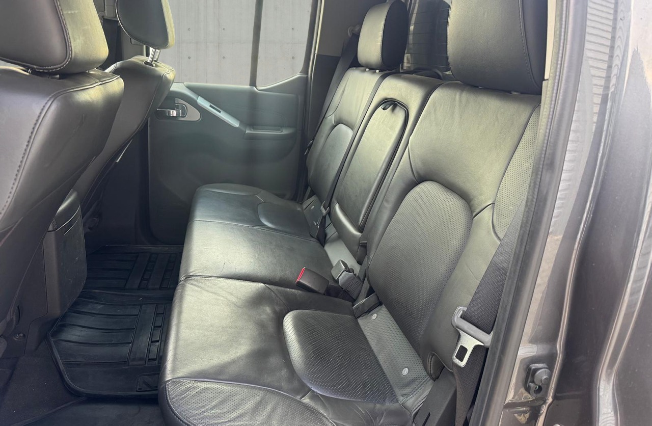 Used Nissan Navara 2012 for sale - 76979930: Photo 14