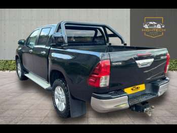 Used Toyota Hilux 2017 for sale - 74463030: Photo