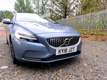 Used Volvo V40 2018 for sale - 78646893: Photo