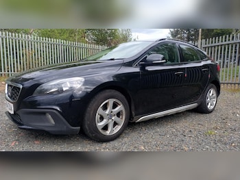 Used Volvo V40 Cross Country 2014 for sale - 78646954: Photo