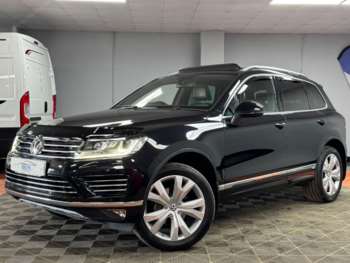 Used Volkswagen Touareg 2014 for sale - 74822311: Photo