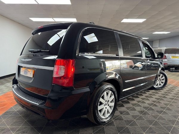 Used Chrysler Grand Voyager 2014 for sale - 74464212: Photo 14