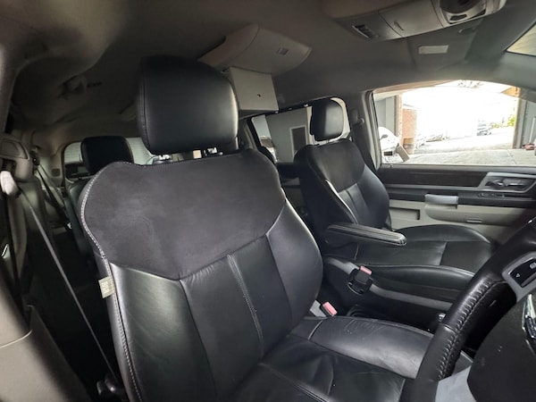 Used Chrysler Grand Voyager 2014 for sale - 74464212: Photo 23