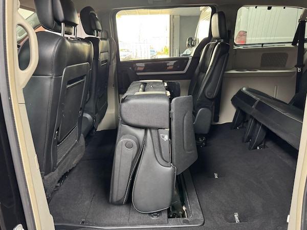 Used Chrysler Grand Voyager 2014 for sale - 74464212: Photo 28