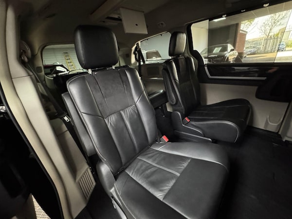 Used Chrysler Grand Voyager 2014 for sale - 74464212: Photo 40