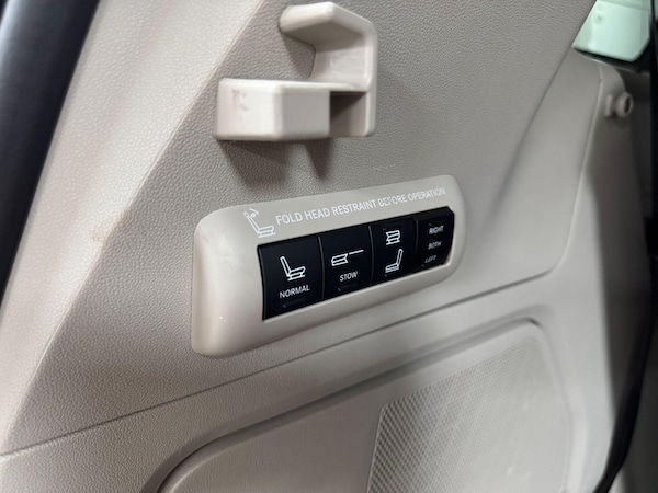 Used Chrysler Grand Voyager 2014 for sale - 74464212: Photo 43