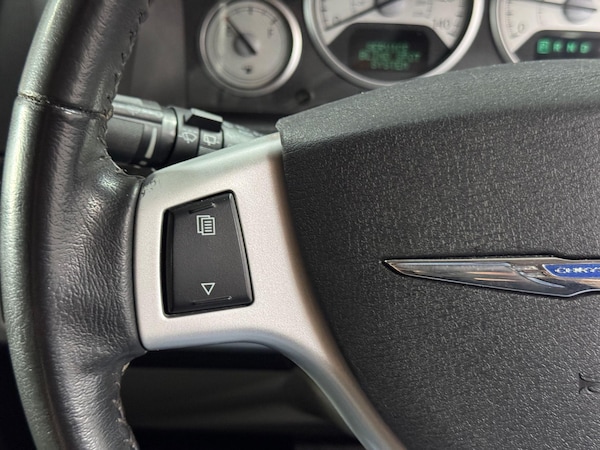Used Chrysler Grand Voyager 2014 for sale - 74464212: Photo 45