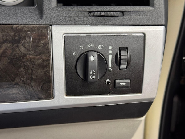 Used Chrysler Grand Voyager 2014 for sale - 74464212: Photo 47