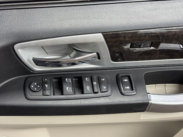 Used Chrysler Grand Voyager 2014 for sale - 74464212: Photo 51