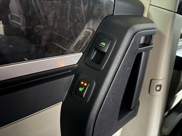 Used Chrysler Grand Voyager 2014 for sale - 74464212: Photo 93