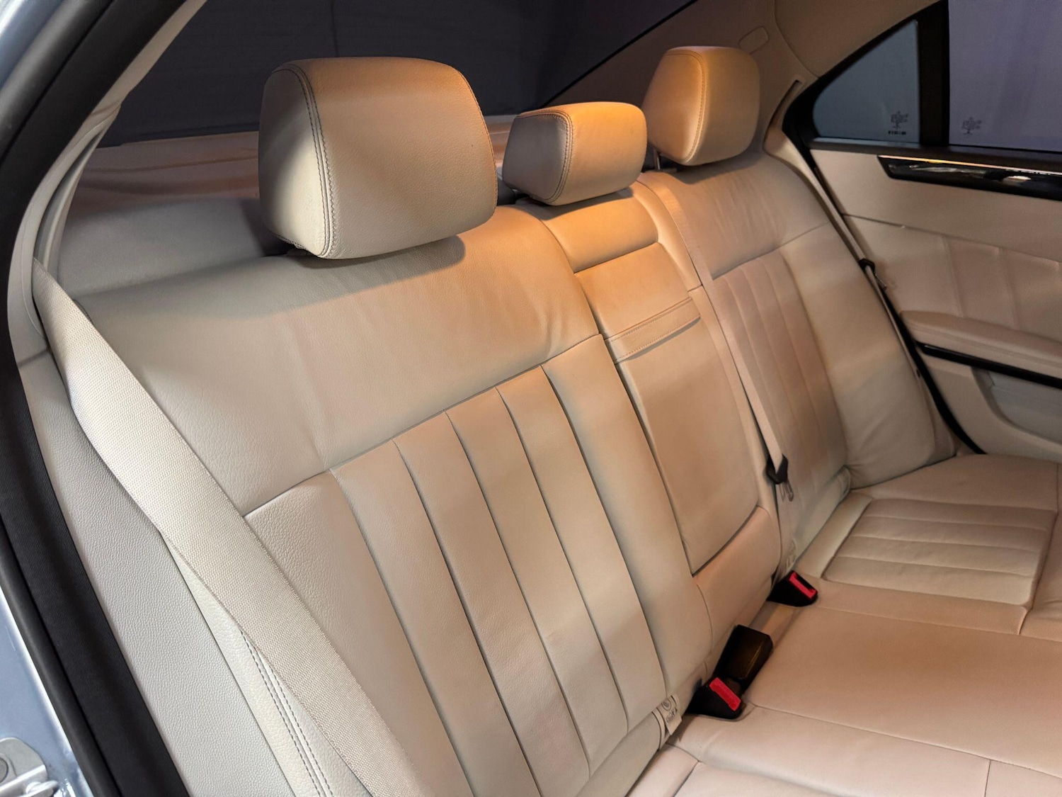 Used Mercedes-Benz E Class 2015 for sale - 75884010: Photo 26