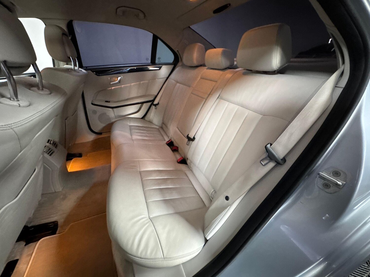 Used Mercedes-Benz E Class 2015 for sale - 75884010: Photo 32