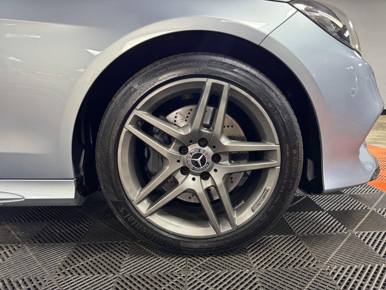 Used Mercedes-Benz E Class 2015 for sale - 75884010: Photo 49