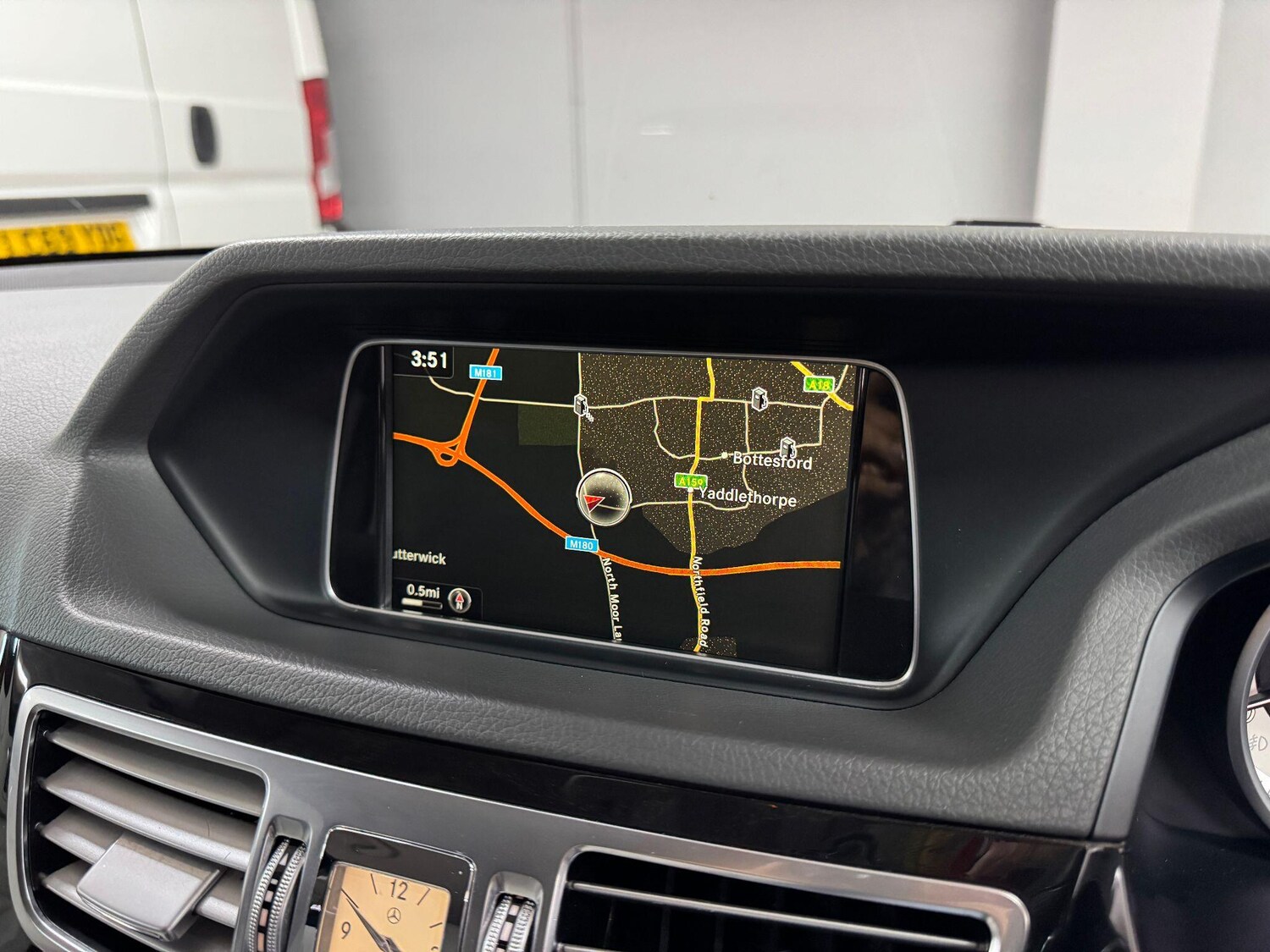 Used Mercedes-Benz E Class 2015 for sale - 75884010: Photo 54