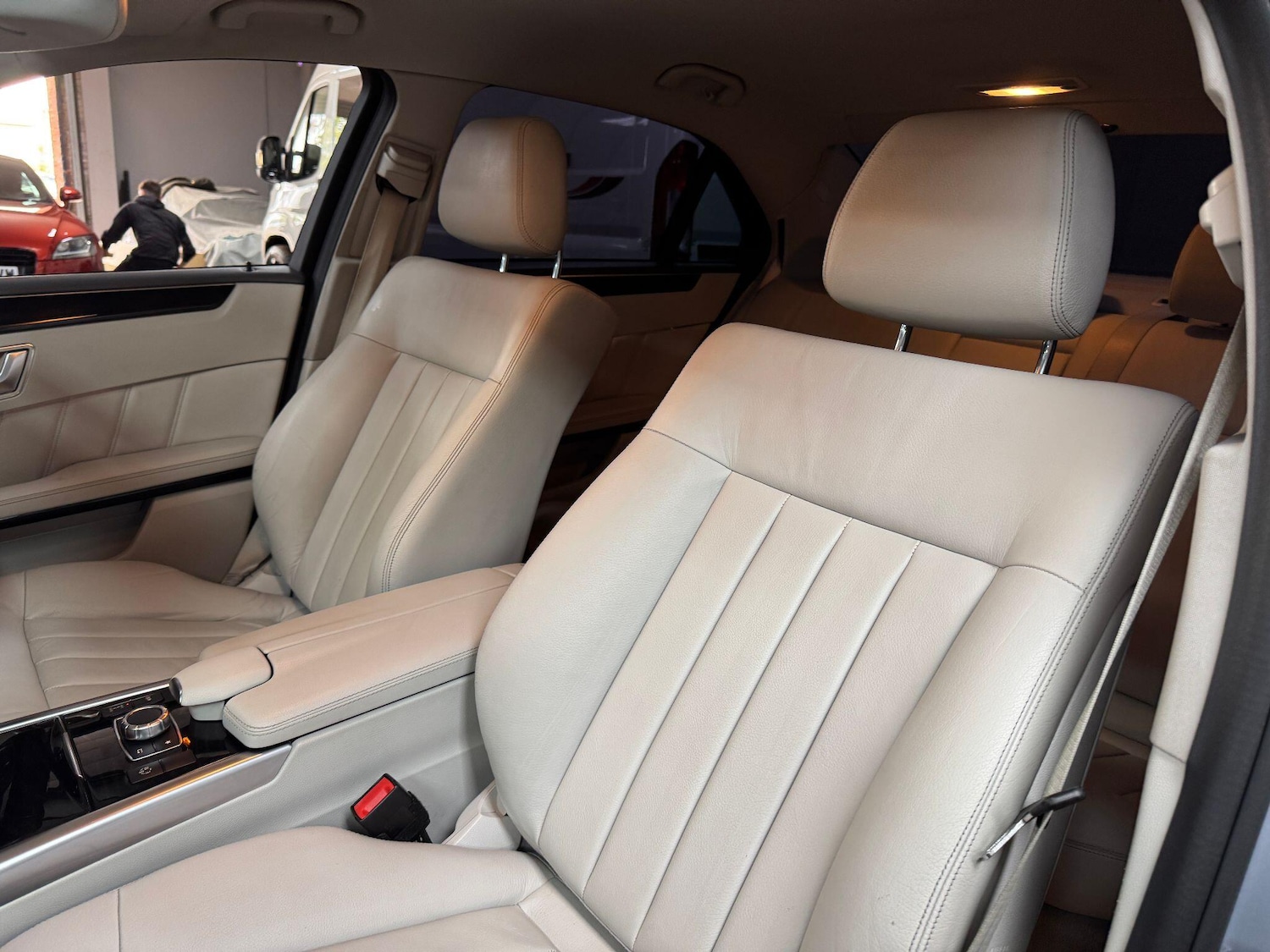 Used Mercedes-Benz E Class 2015 for sale - 75884010: Photo 72