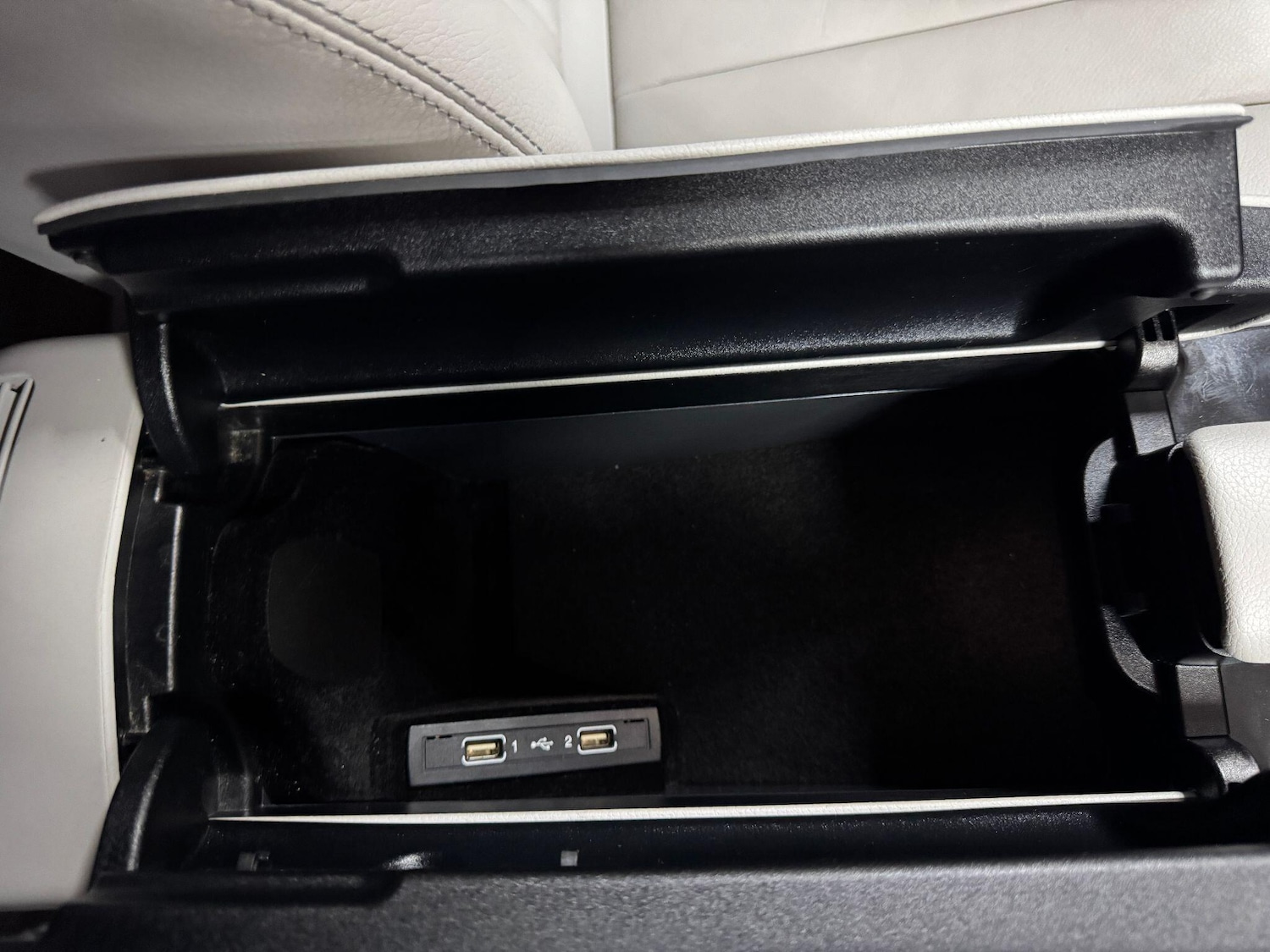 Used Mercedes-Benz E Class 2015 for sale - 75884010: Photo 87