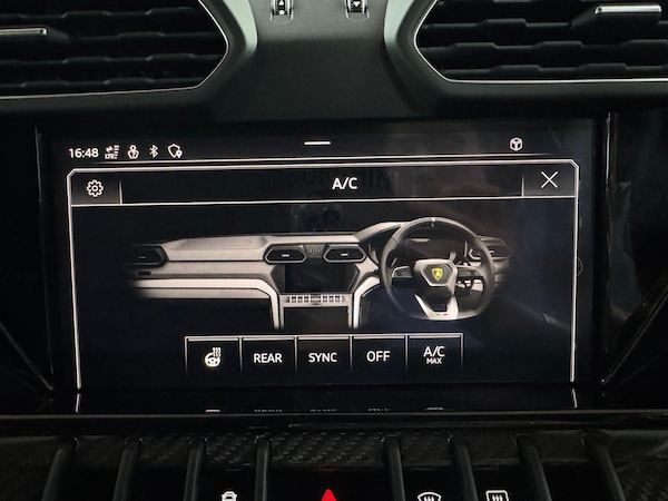 Used Lamborghini Urus 2024 for sale - 75224989: Photo 65
