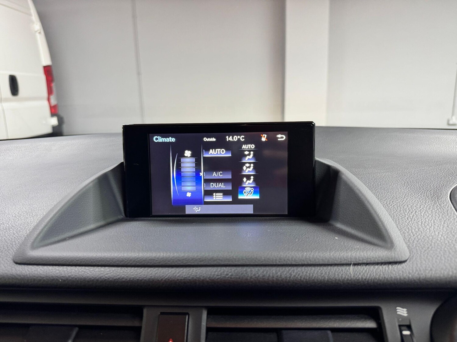 Used Lexus CT 2018 for sale - 75857315: Photo 49