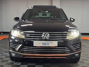 Used Volkswagen Touareg 2015 for sale - 76024323: Photo