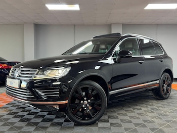 Used Volkswagen Touareg 2015 for sale - 76024323: Photo