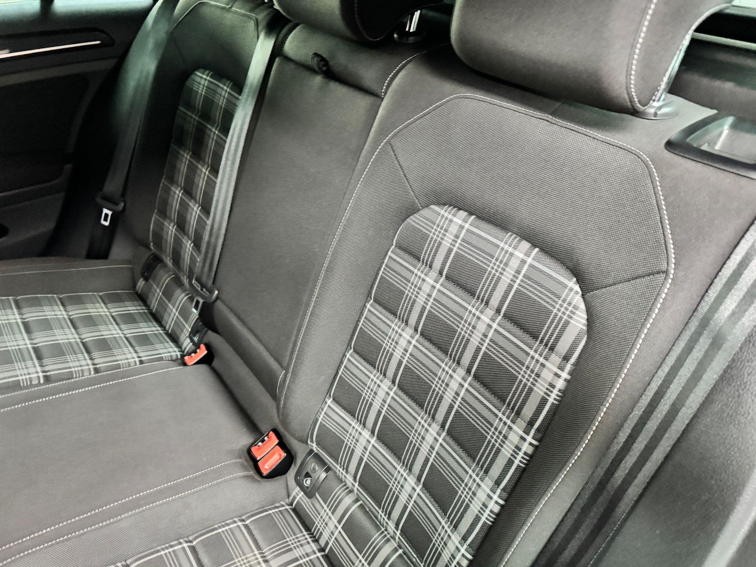 Used Volkswagen Golf 2016 for sale - 76408820: Photo 34