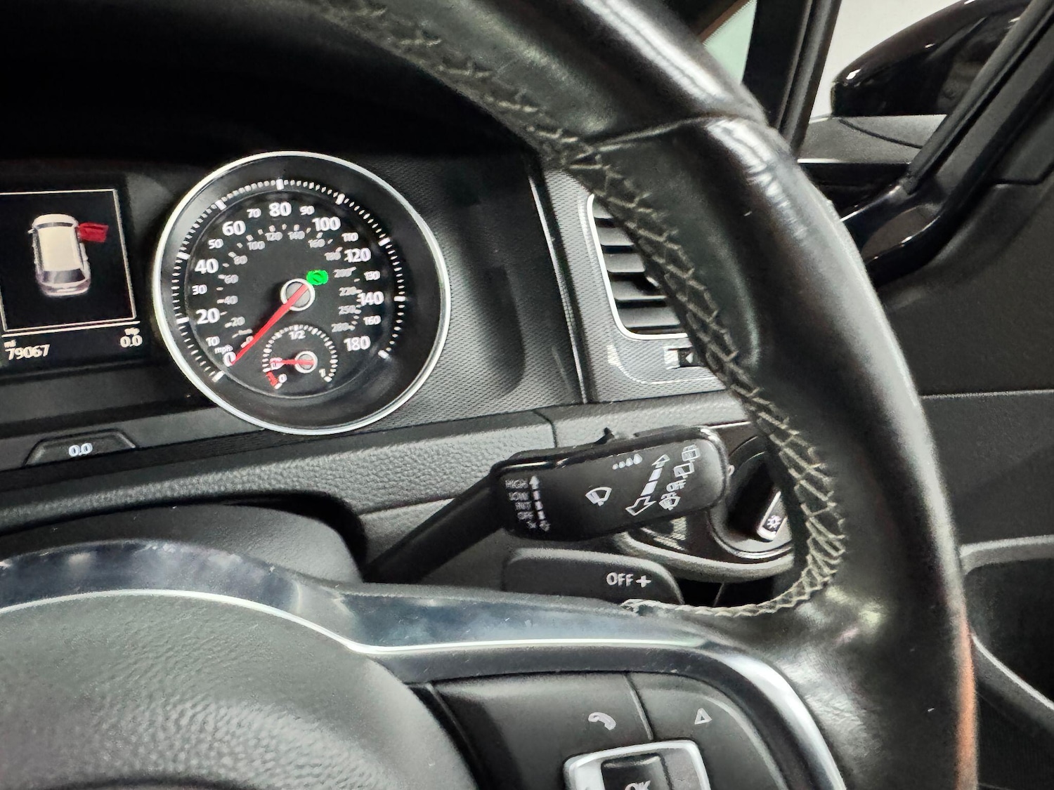 Used Volkswagen Golf 2016 for sale - 76408820: Photo 65