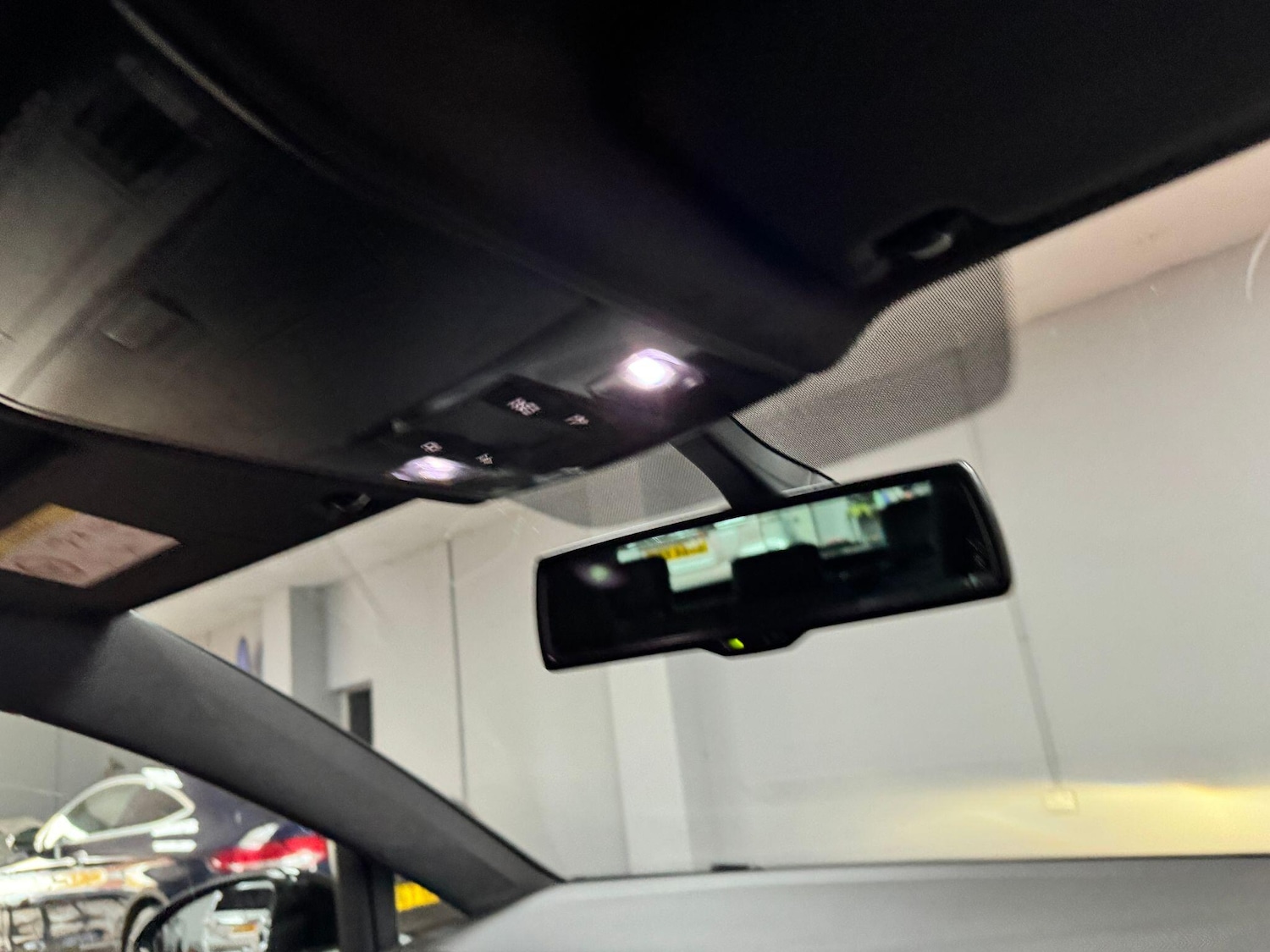 Used Volkswagen Golf 2016 for sale - 76408820: Photo 87