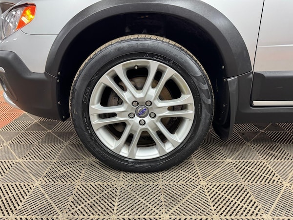 Used Volvo XC70 2014 for sale - 74822544: Photo 33