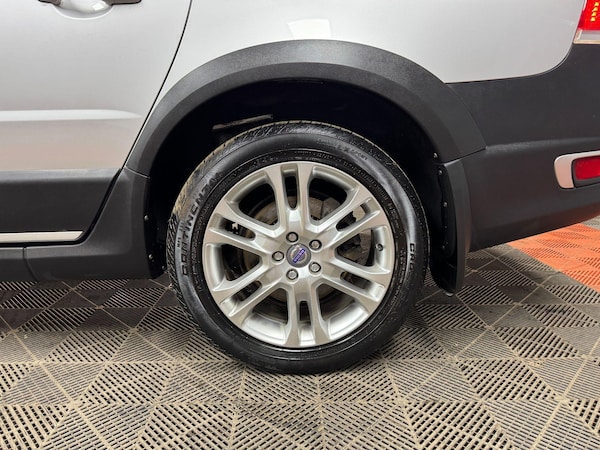 Used Volvo XC70 2014 for sale - 74822544: Photo 34