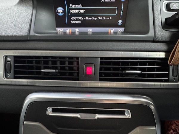 Used Volvo XC70 2014 for sale - 74822544: Photo 58
