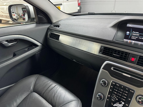 Used Volvo XC70 2014 for sale - 74822544: Photo 61