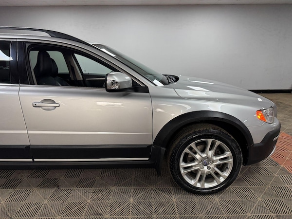 Used Volvo XC70 2014 for sale - 74822544: Photo 6