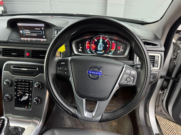 Used Volvo XC70 2014 for sale - 74822544: Photo 70
