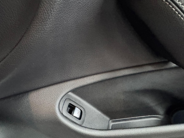 Used Mercedes-Benz C-Class 2018 for sale - 75520543: Photo 43