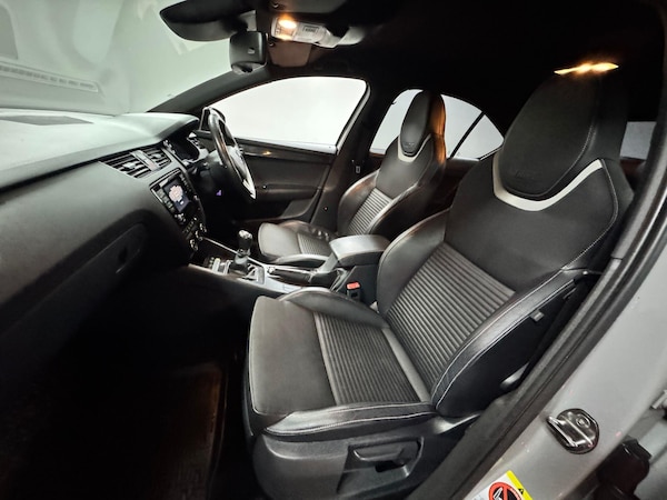 Used Skoda Octavia 2013 for sale - 76227692: Photo 70