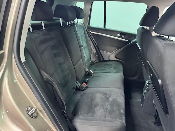 Used Volkswagen Tiguan 2016 for sale - 75720001: Photo 32