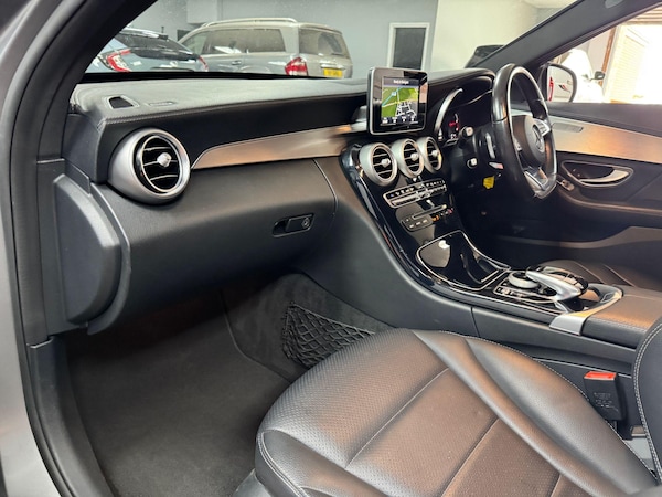 Used Mercedes-Benz C-Class 2014 for sale - 74874324: Photo 16