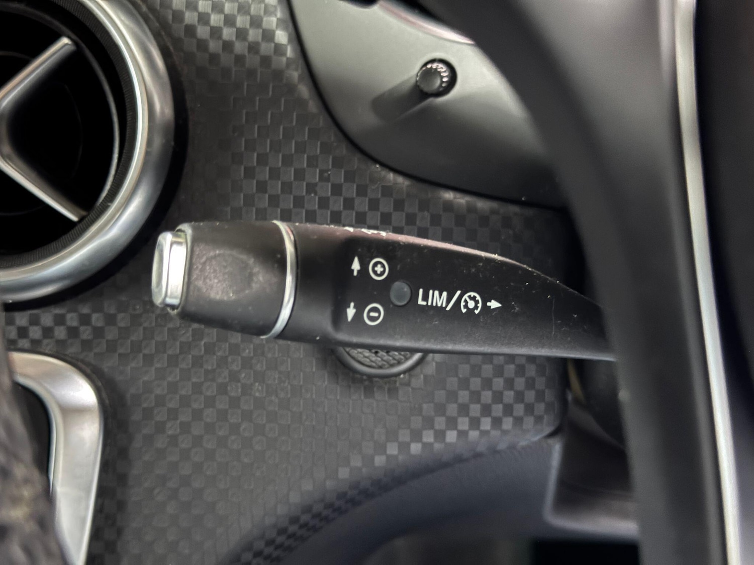 Used Mercedes-Benz A-Class 2016 for sale - 76122670: Photo 41