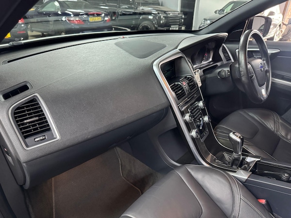 Used Volvo XC60 2015 for sale - 76138651: Photo 15