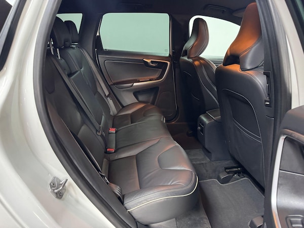 Used Volvo XC60 2015 for sale - 76138651: Photo 23