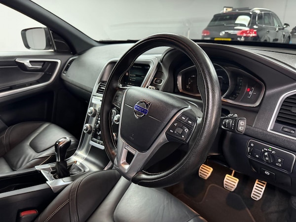 Used Volvo XC60 2015 for sale - 76138651: Photo 32