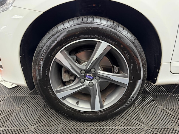 Used Volvo XC60 2015 for sale - 76138651: Photo 36