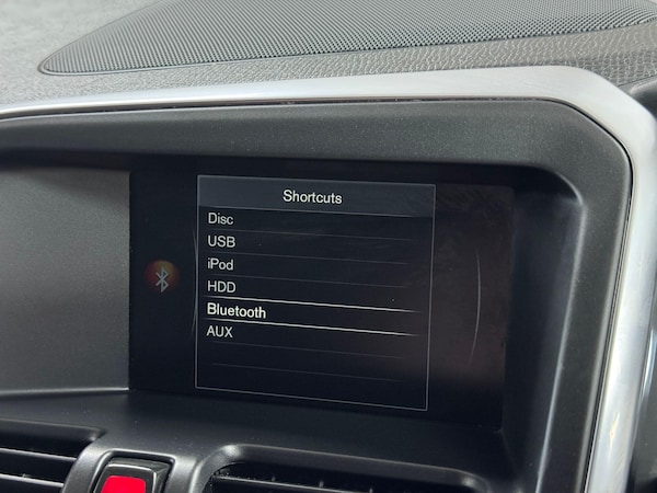 Used Volvo XC60 2015 for sale - 76138651: Photo 54