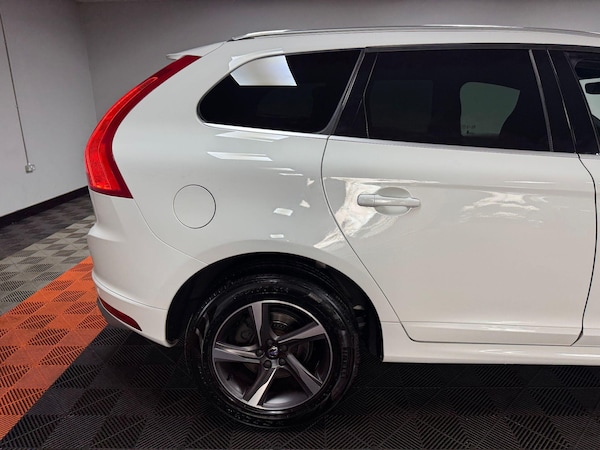 Used Volvo XC60 2015 for sale - 76138651: Photo 5
