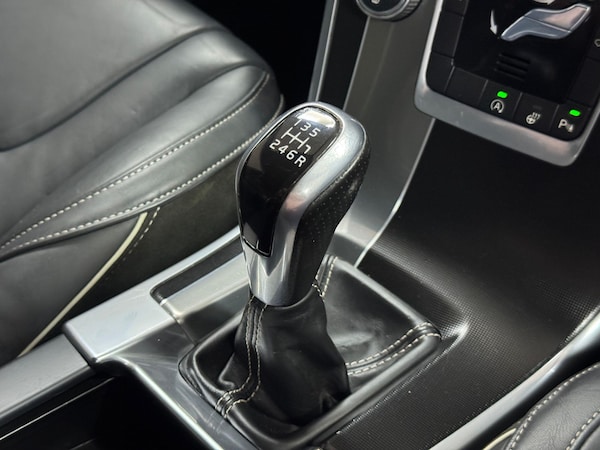 Used Volvo XC60 2015 for sale - 76138651: Photo 60