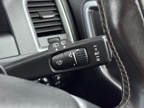 Used Volvo XC60 2015 for sale - 76138651: Photo 67