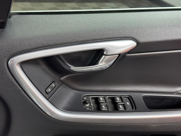 Used Volvo XC60 2015 for sale - 76138651: Photo 71