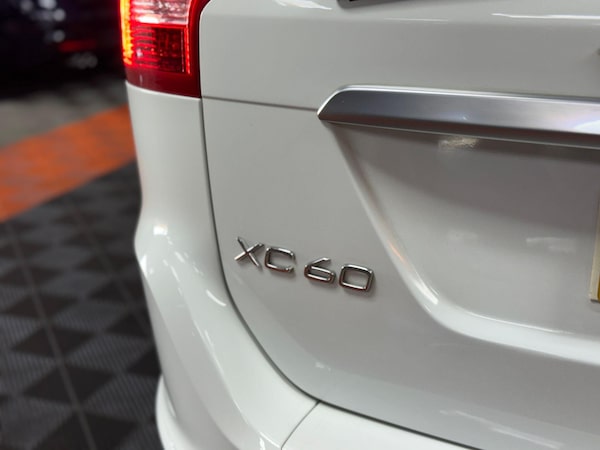 Used Volvo XC60 2015 for sale - 76138651: Photo 85