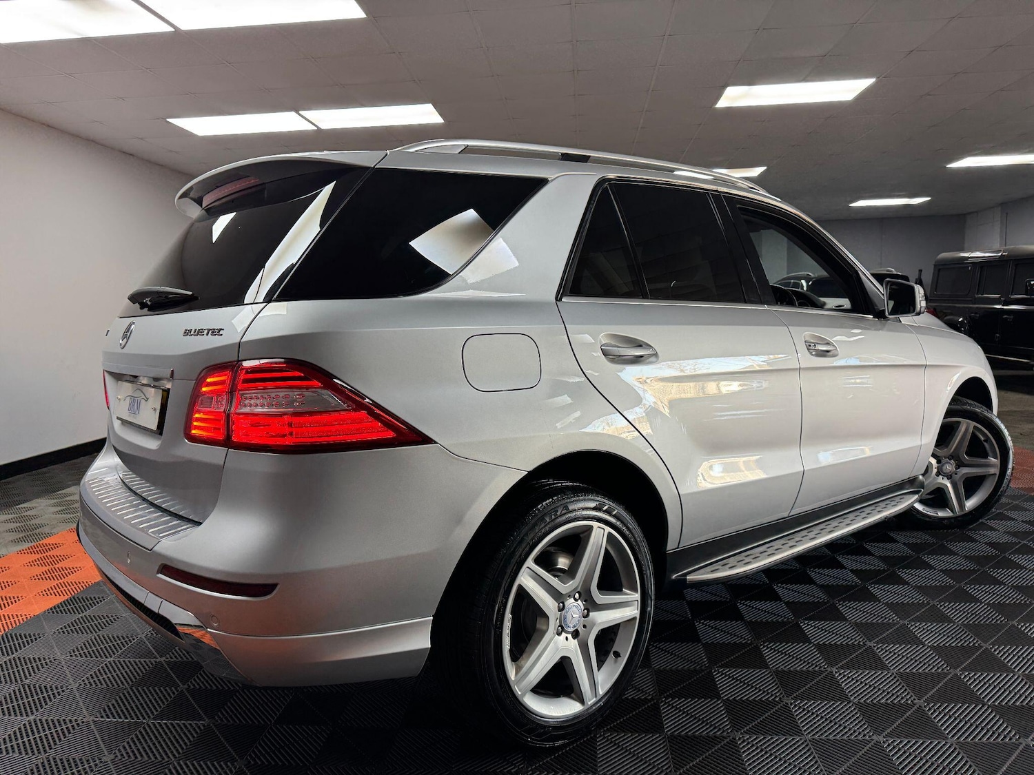 Used Mercedes-Benz M Class 2013 for sale - 76348857: Photo 12